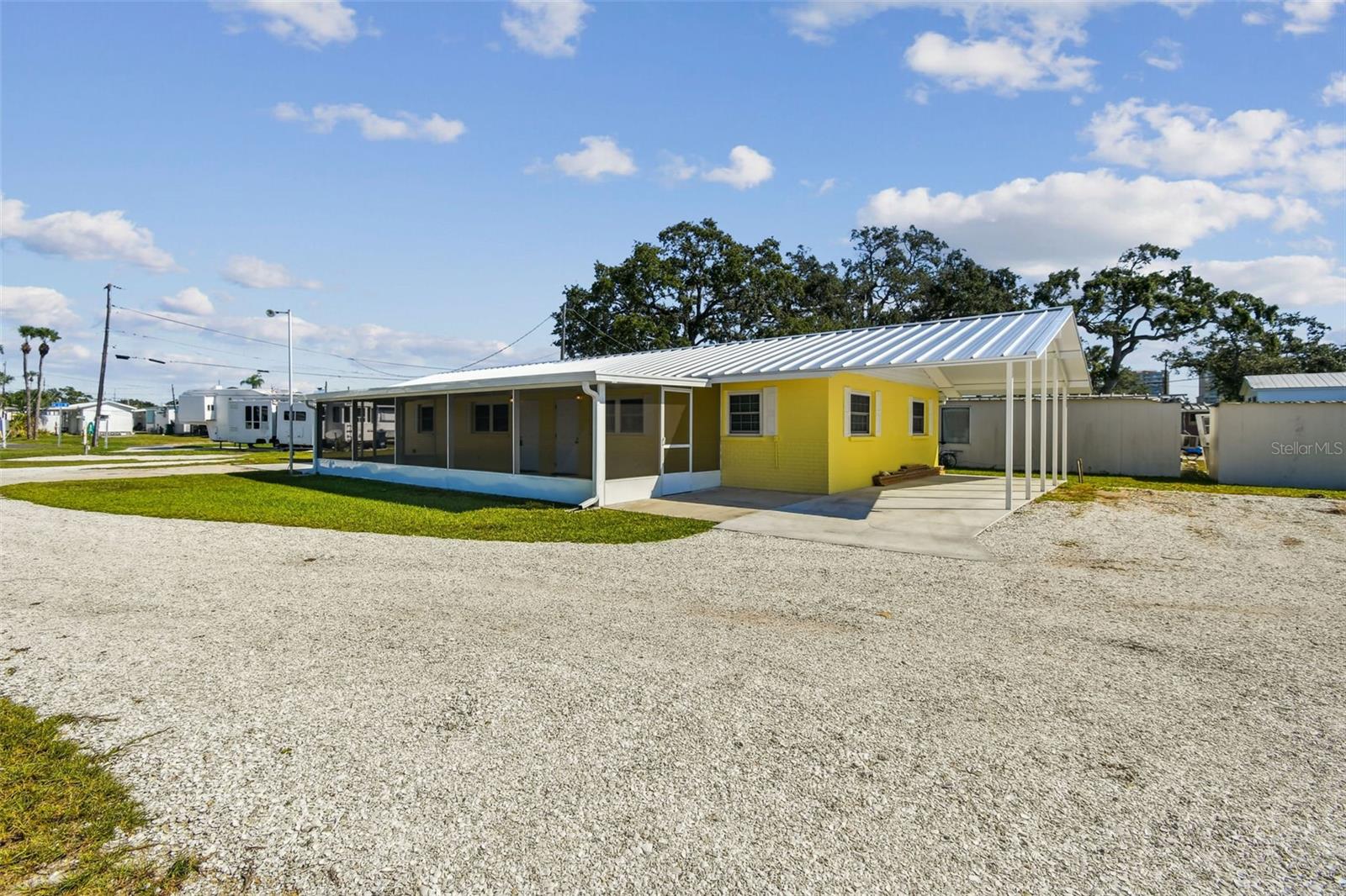 Image 24 of 25 For 337 4th Street W A