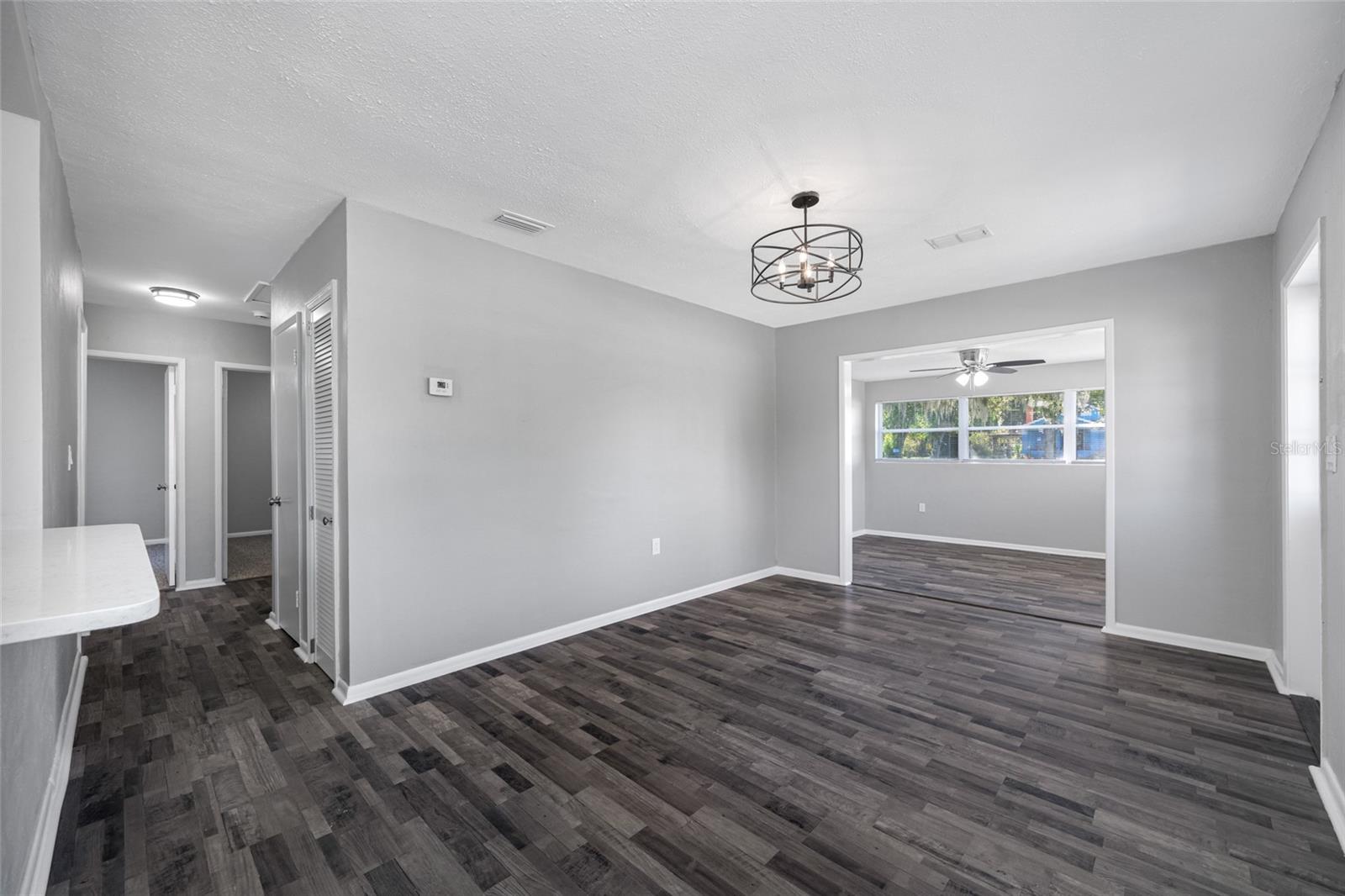 Image 11 of 47 For 203 Dixie Place