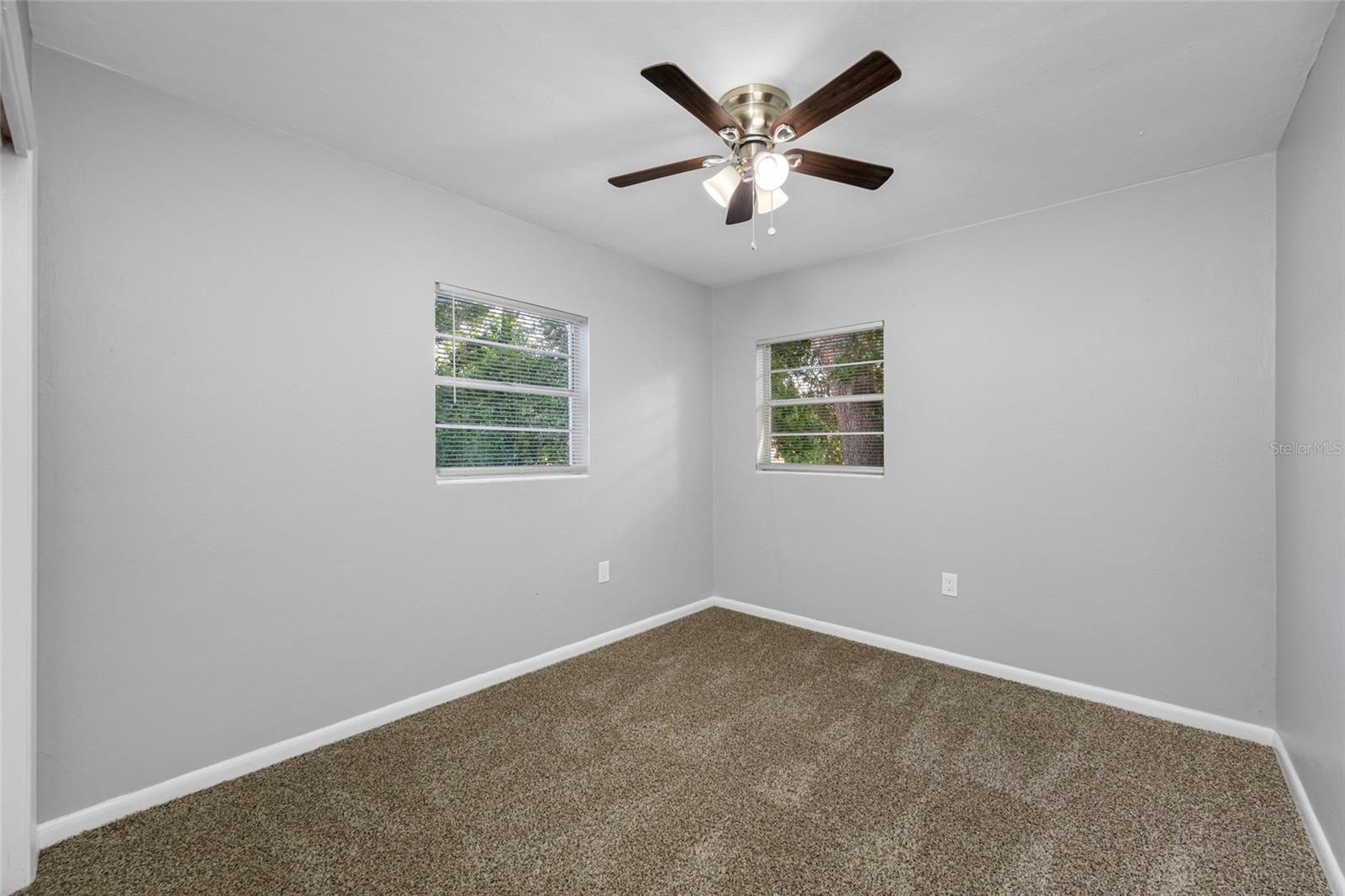 Image 25 of 47 For 203 Dixie Place