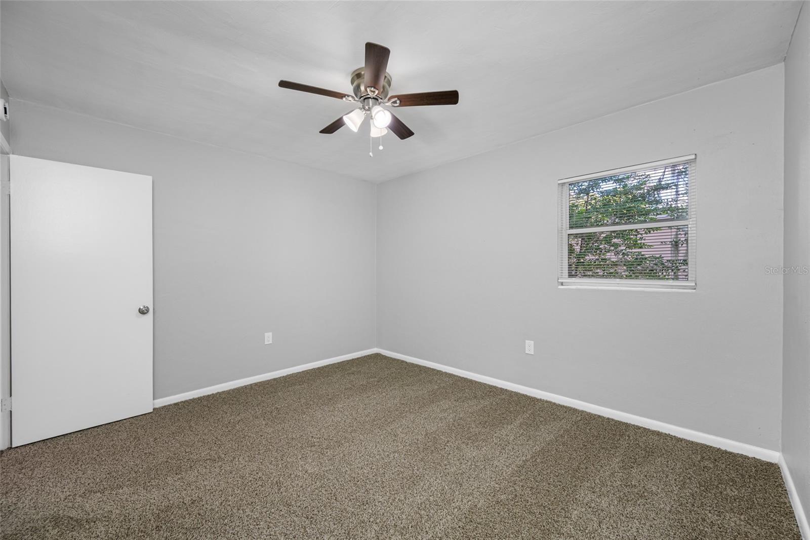 Image 29 of 47 For 203 Dixie Place