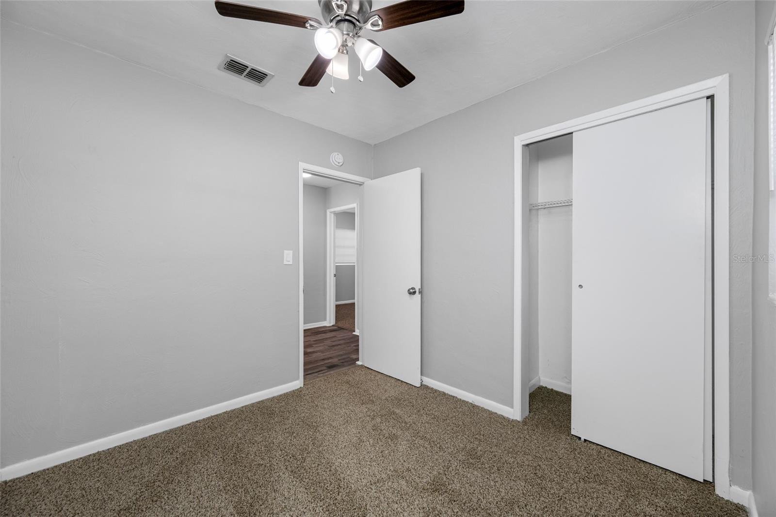 Image 32 of 47 For 203 Dixie Place