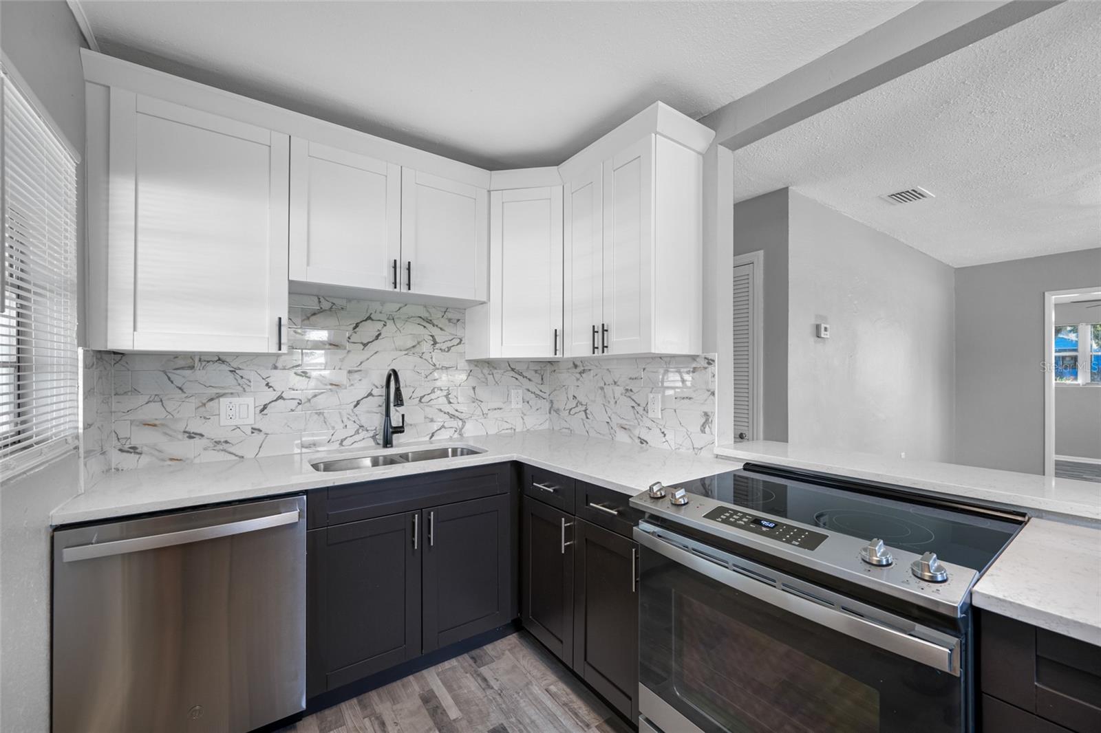 Image 8 of 47 For 203 Dixie Place