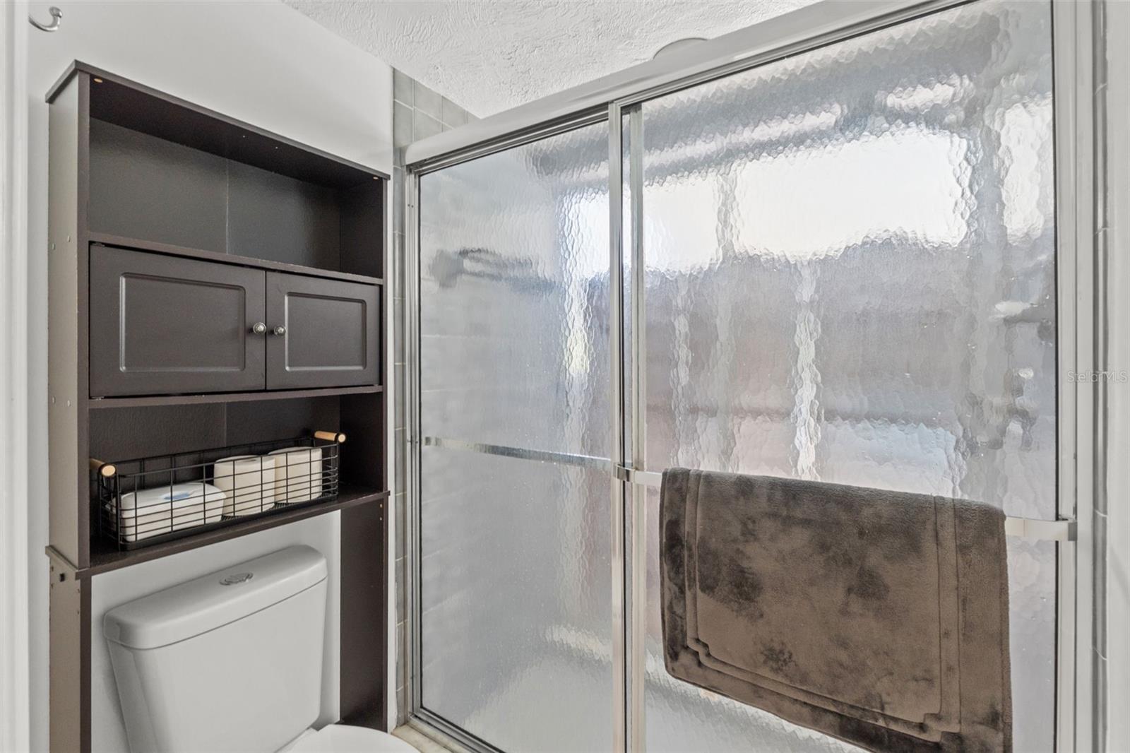 Listing photo id 23 for 640 Hartford Street