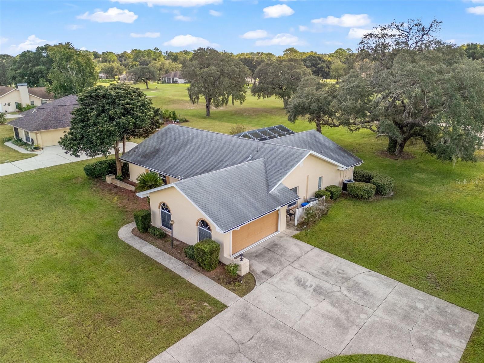 Listing photo id 40 for 640 Hartford Street