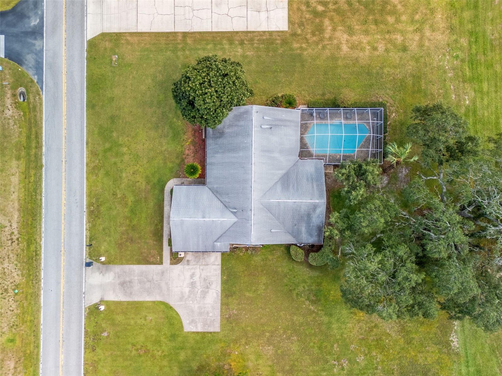 Listing photo id 41 for 640 Hartford Street