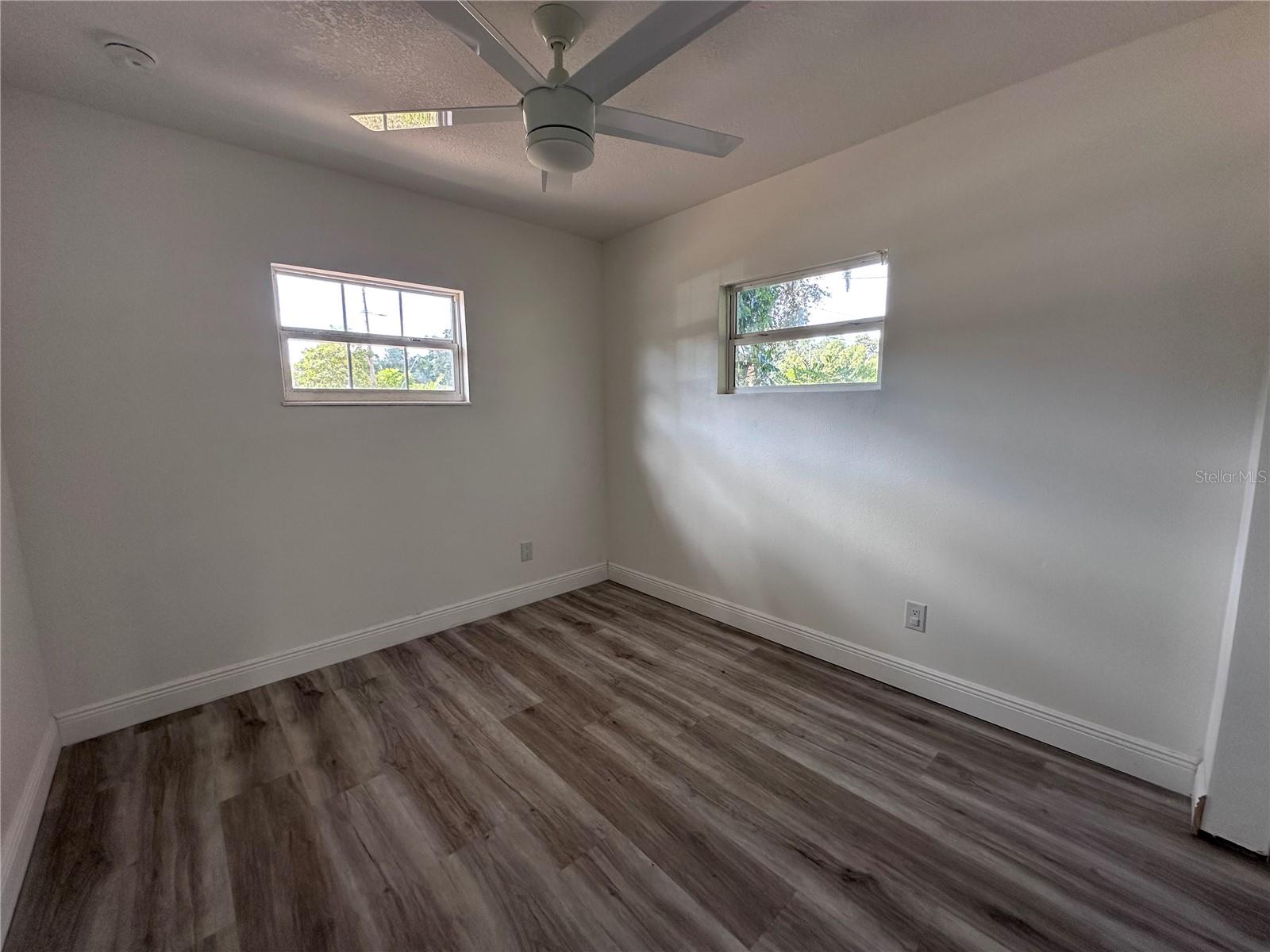 Image 14 of 19 For 1006 Kenmore Drive