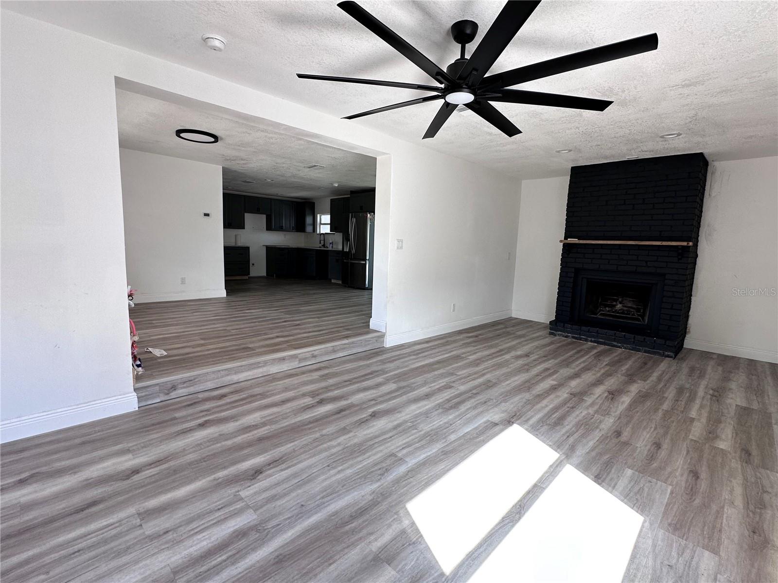 Image 9 of 19 For 1006 Kenmore Drive