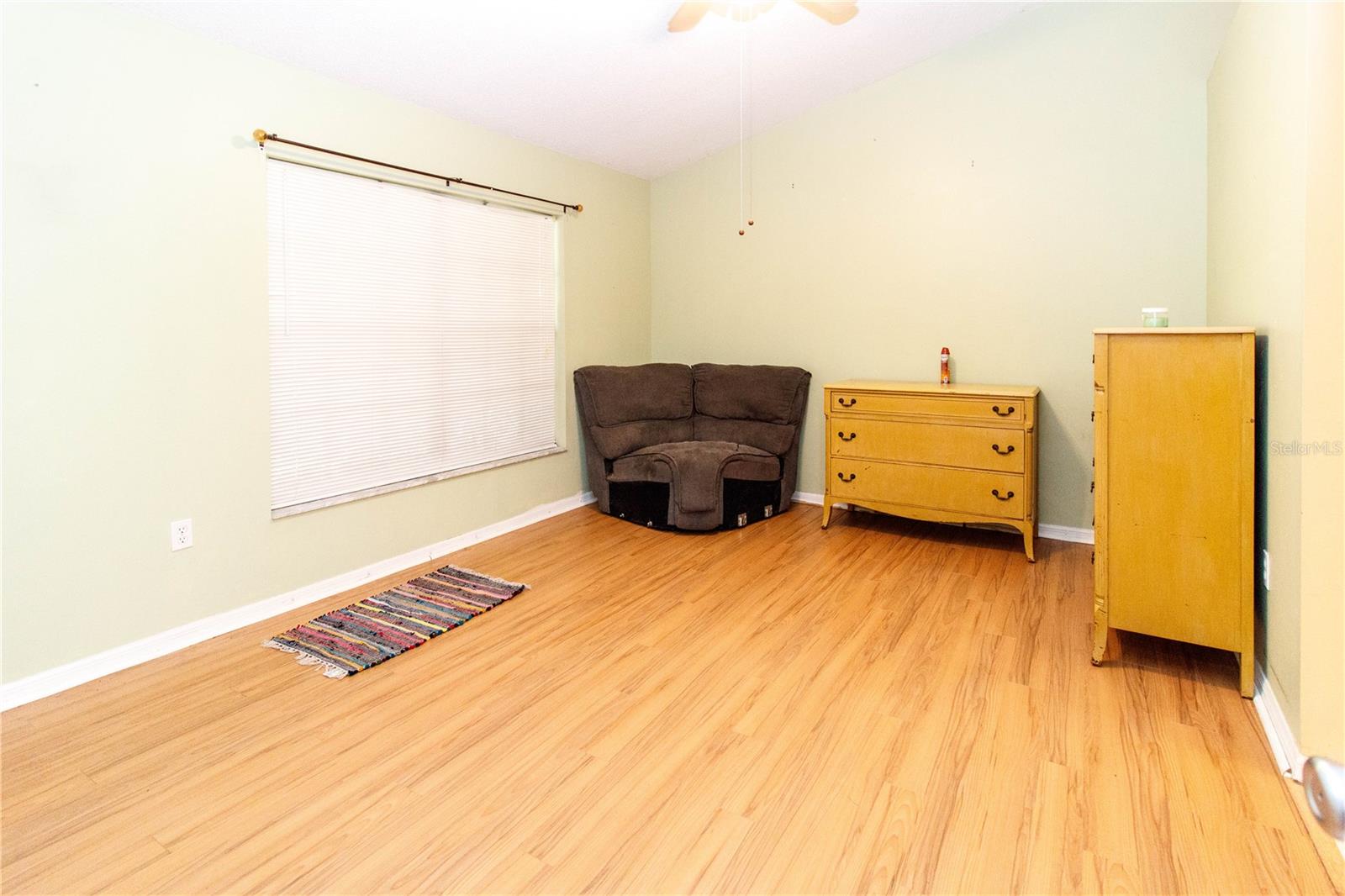 Image 11 of 27 For 10417 Ashview Lane