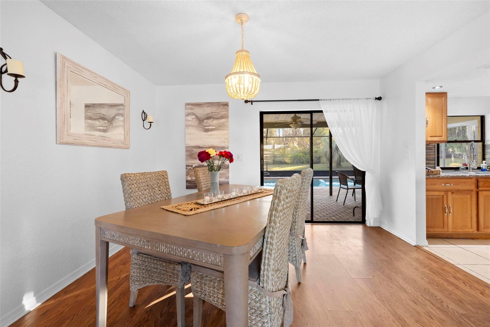 Image 15 of 56 For 8998 Lismore Court