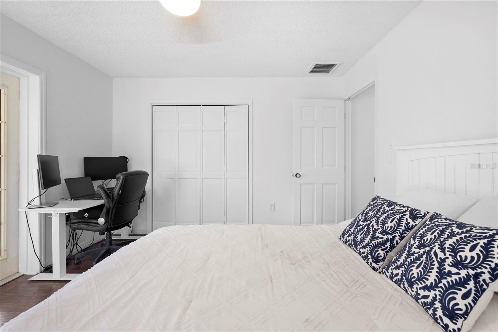 Image 36 of 56 For 8998 Lismore Court