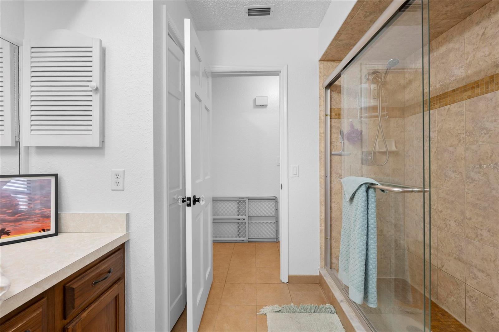 Image 39 of 56 For 8998 Lismore Court