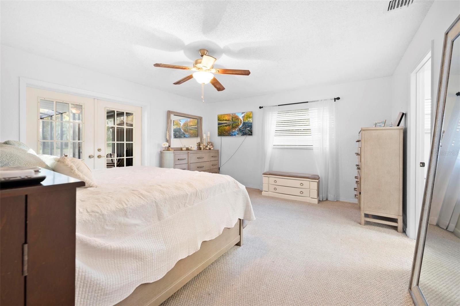 Image 41 of 56 For 8998 Lismore Court