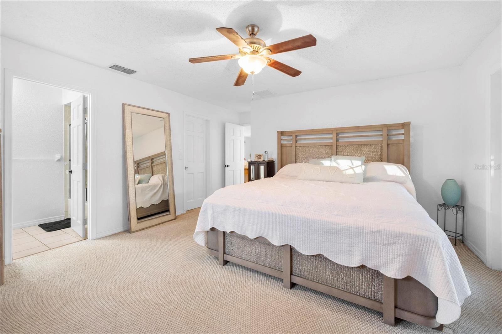 Image 43 of 56 For 8998 Lismore Court