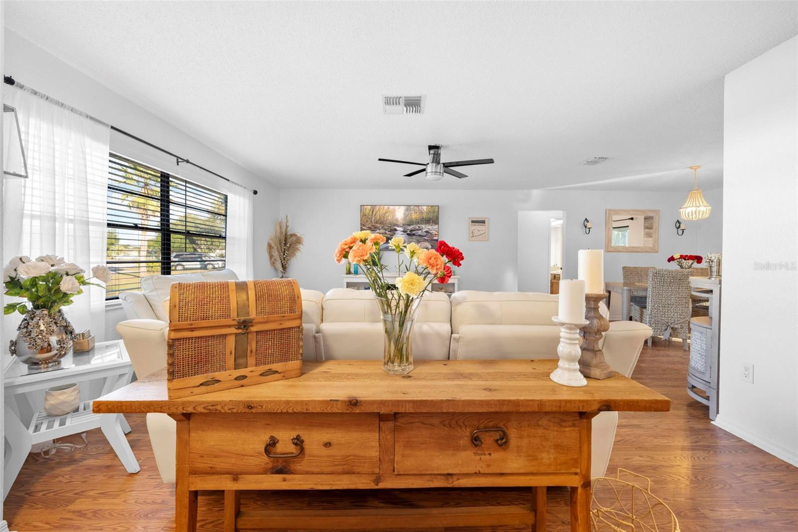 Image 8 of 56 For 8998 Lismore Court