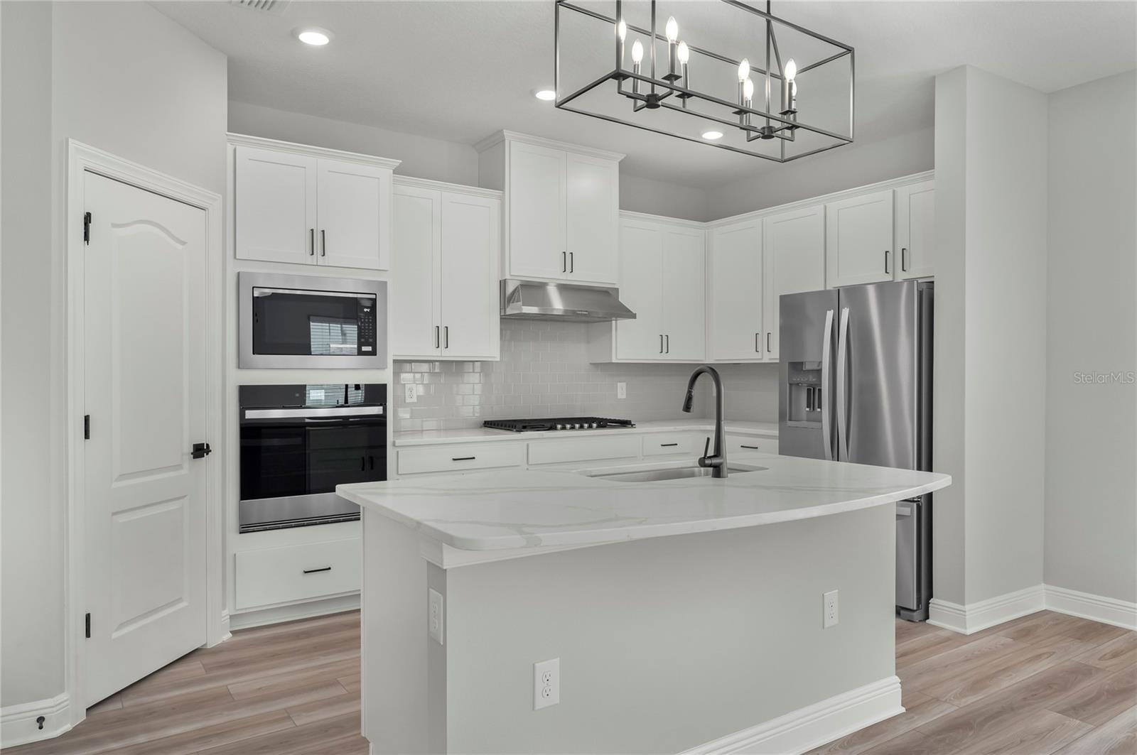 Image 2 of 7 For 7657 Somersworth Drive