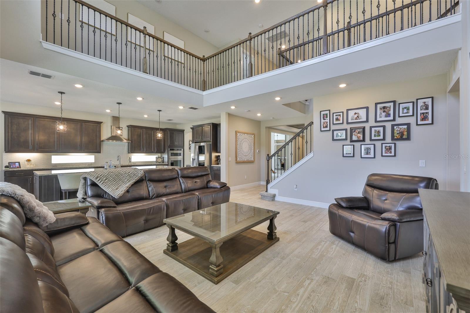 Image 13 of 68 For 2866 Quail Crest Court