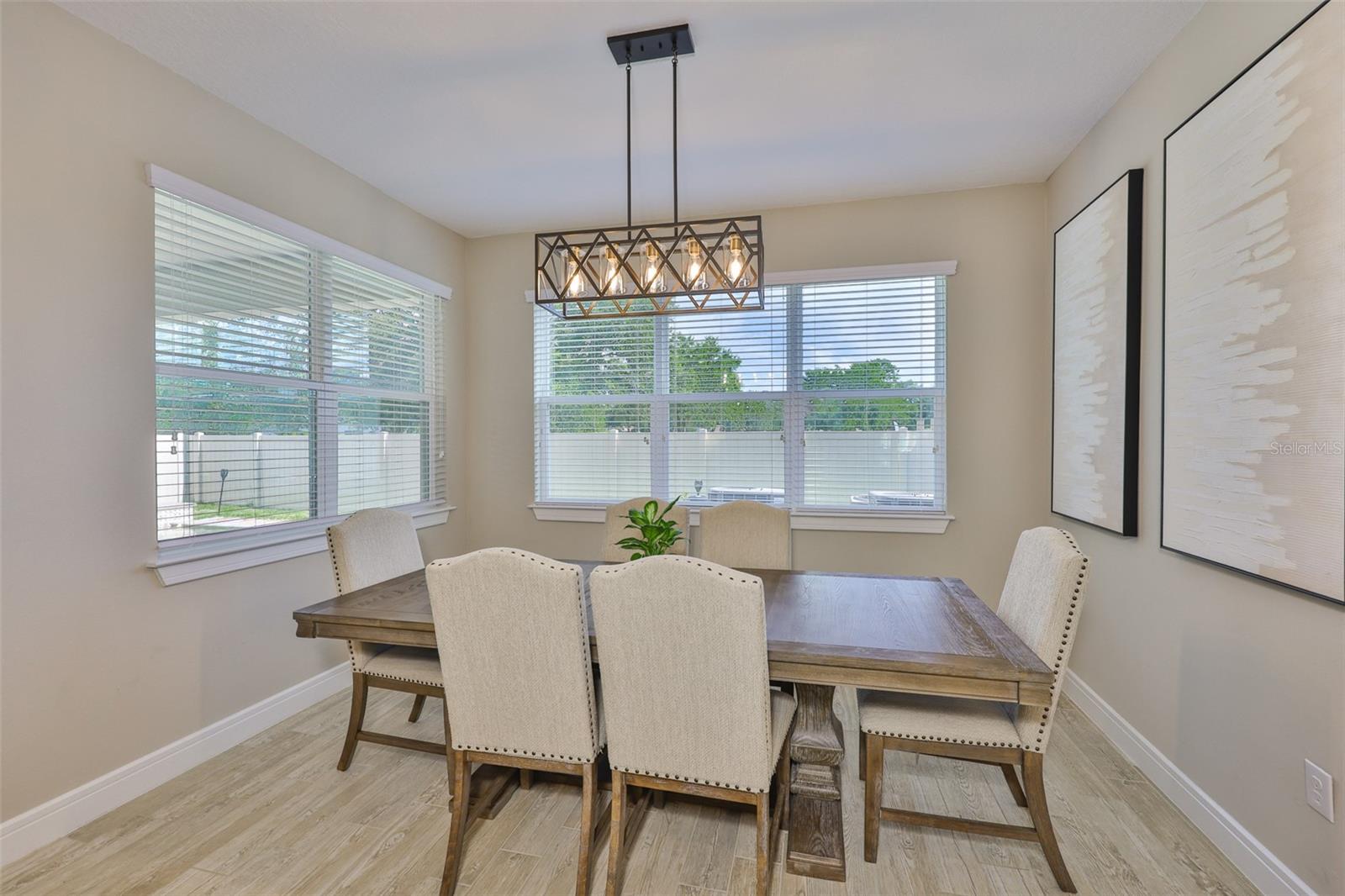 Image 22 of 68 For 2866 Quail Crest Court