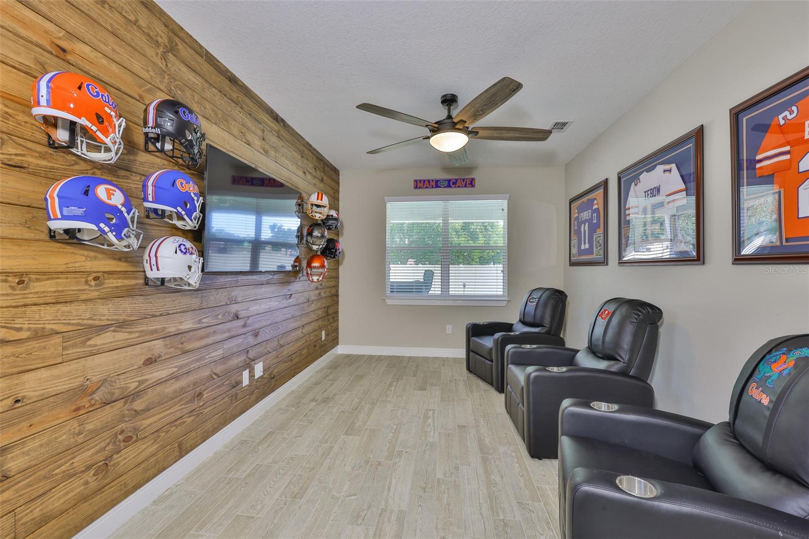 Image 25 of 68 For 2866 Quail Crest Court