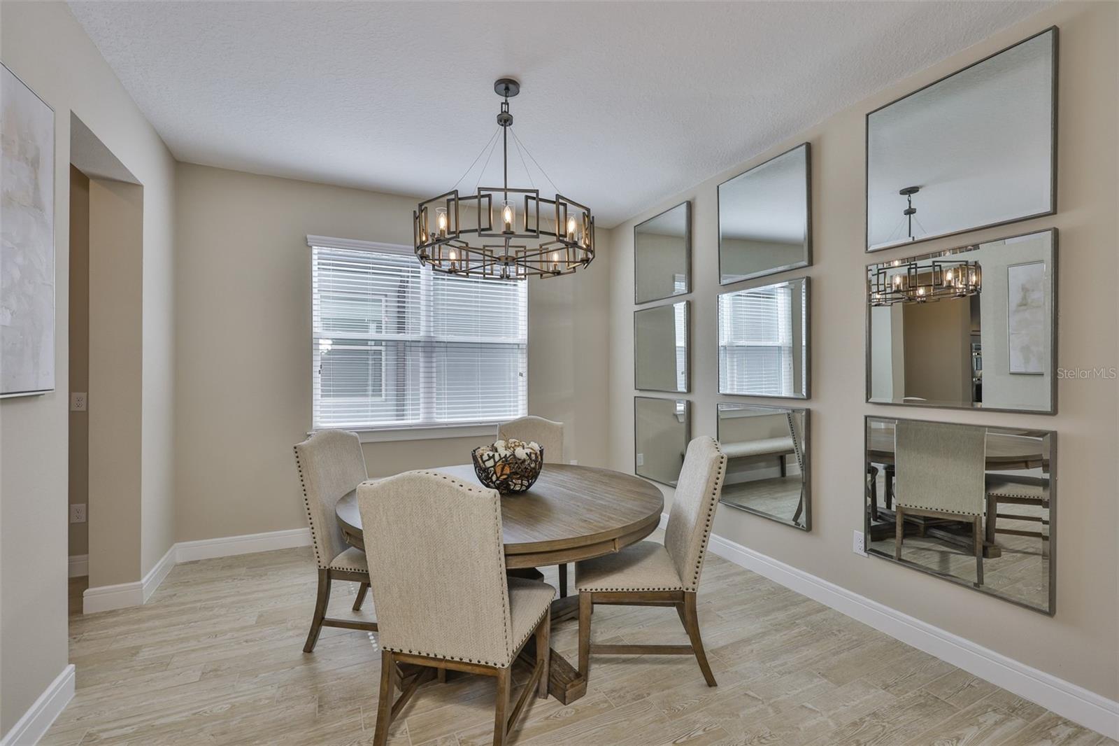 Image 9 of 68 For 2866 Quail Crest Court