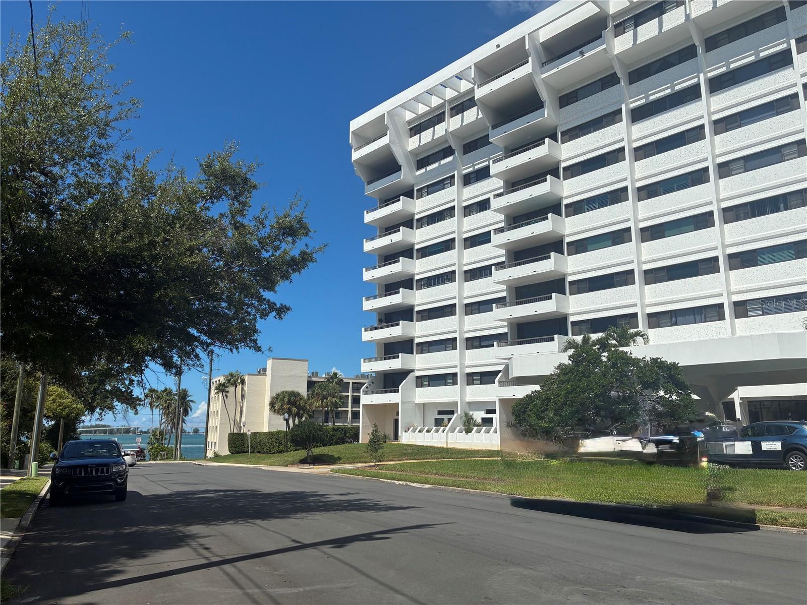 Image 18 of 22 For 30 Turner Street 608