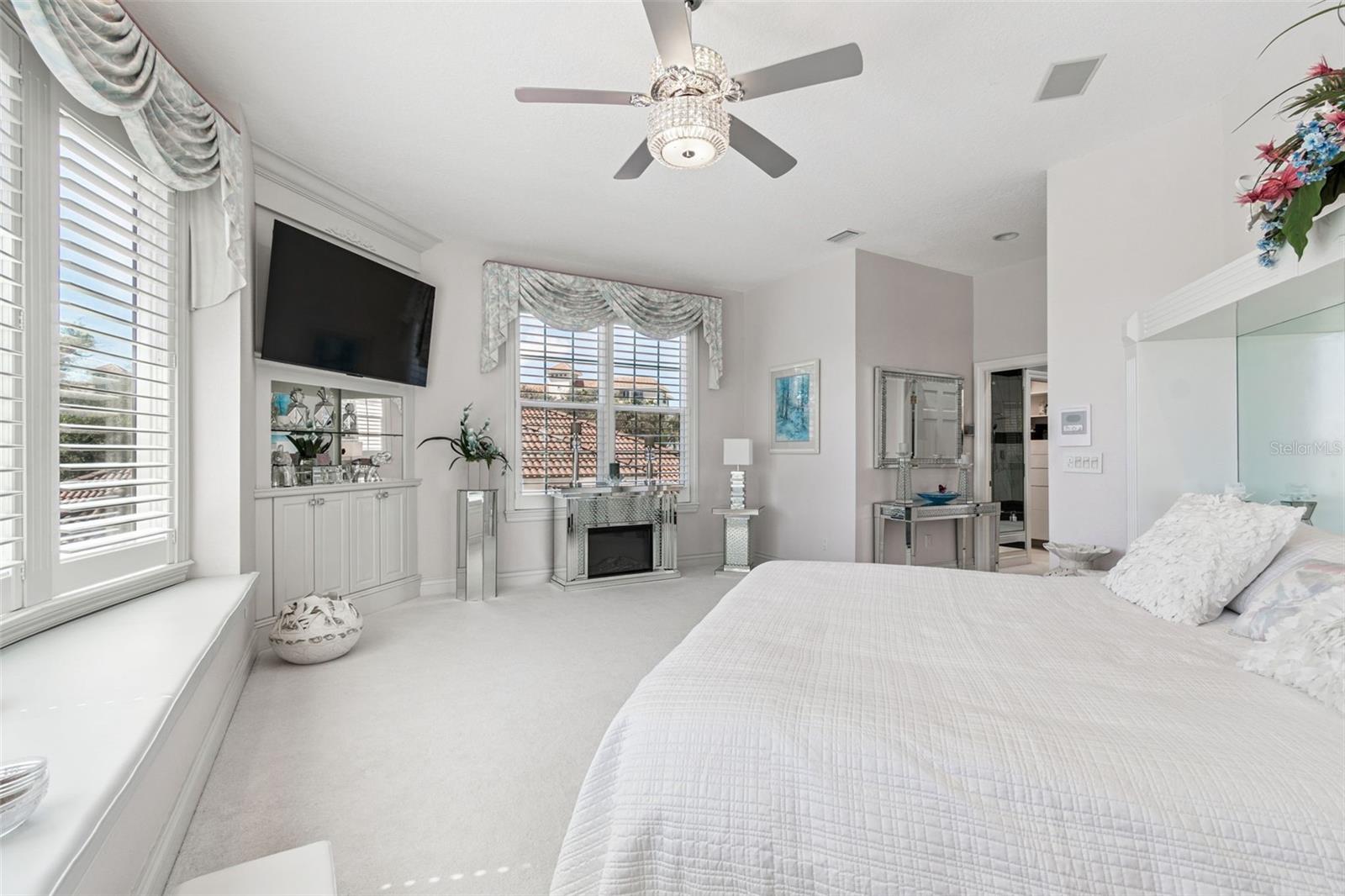 Image 43 of 98 For 4707 Skimmer Way S