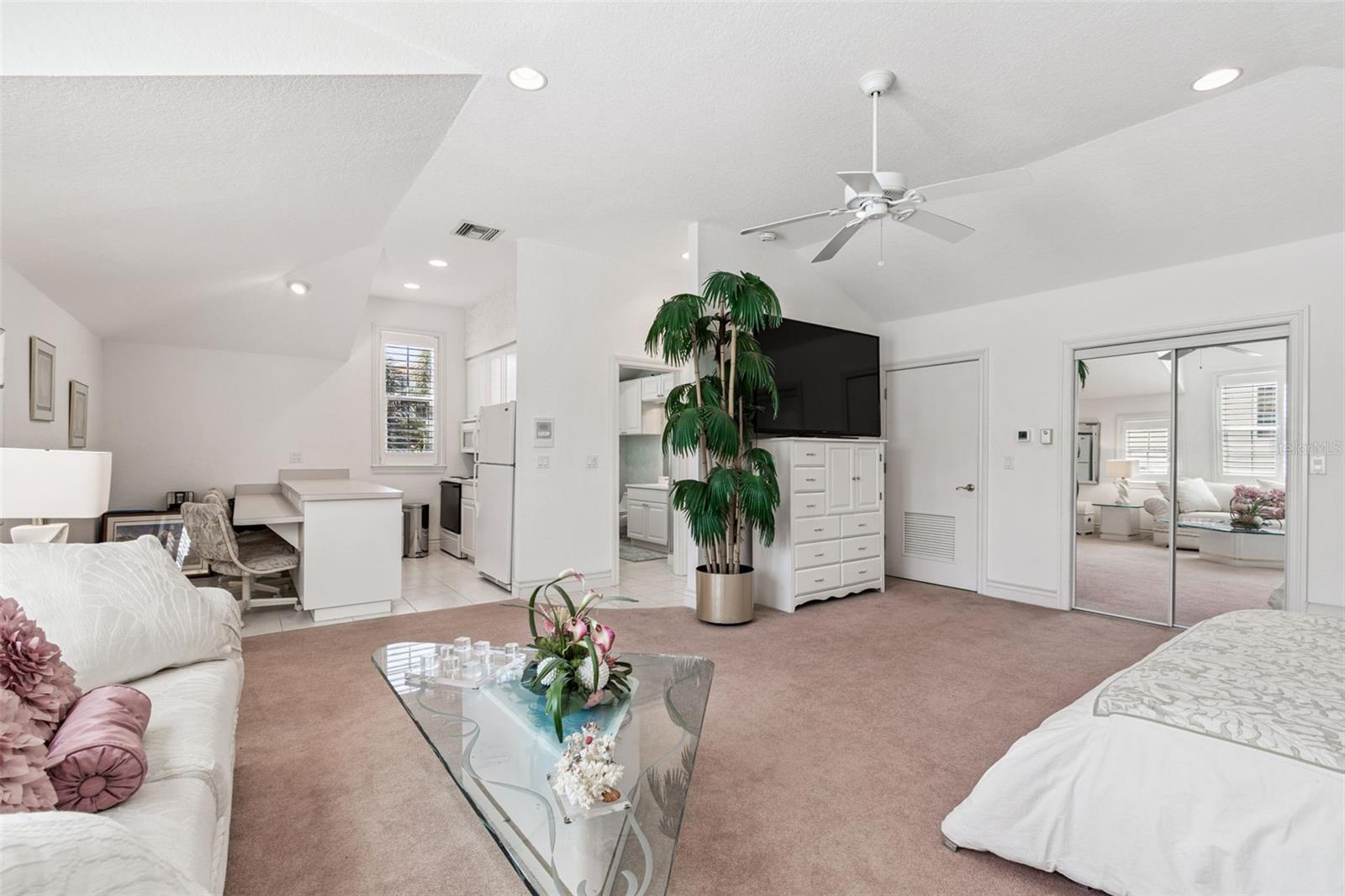 Image 69 of 98 For 4707 Skimmer Way S