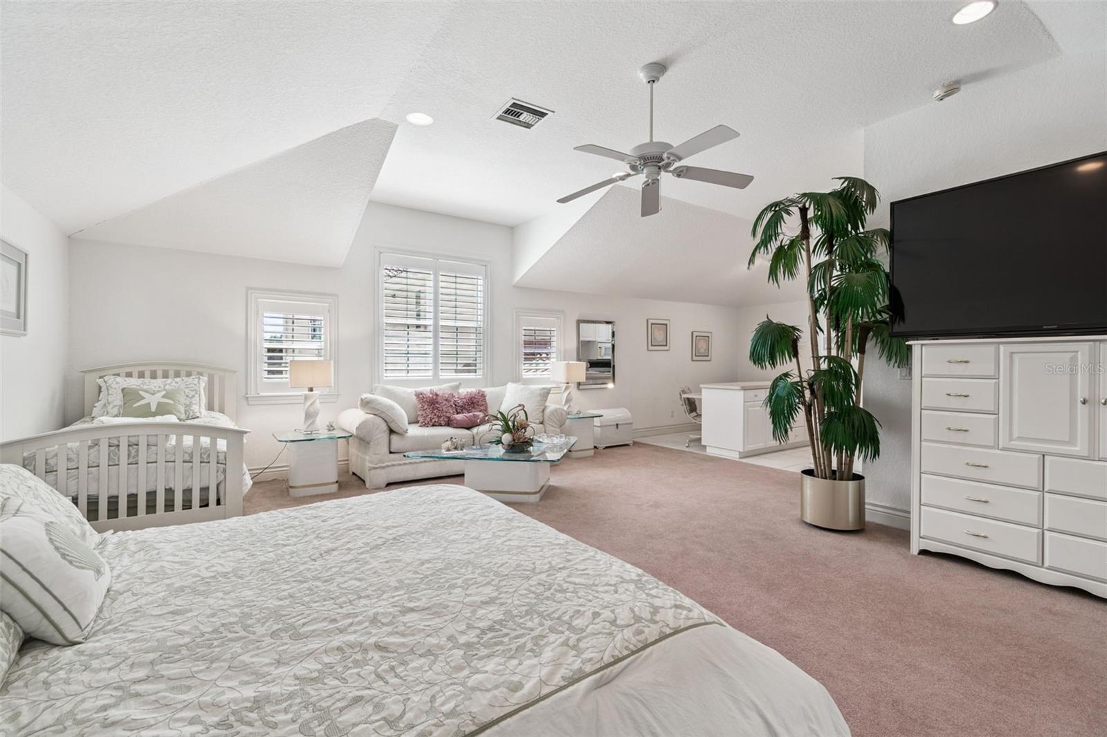 Image 70 of 98 For 4707 Skimmer Way S