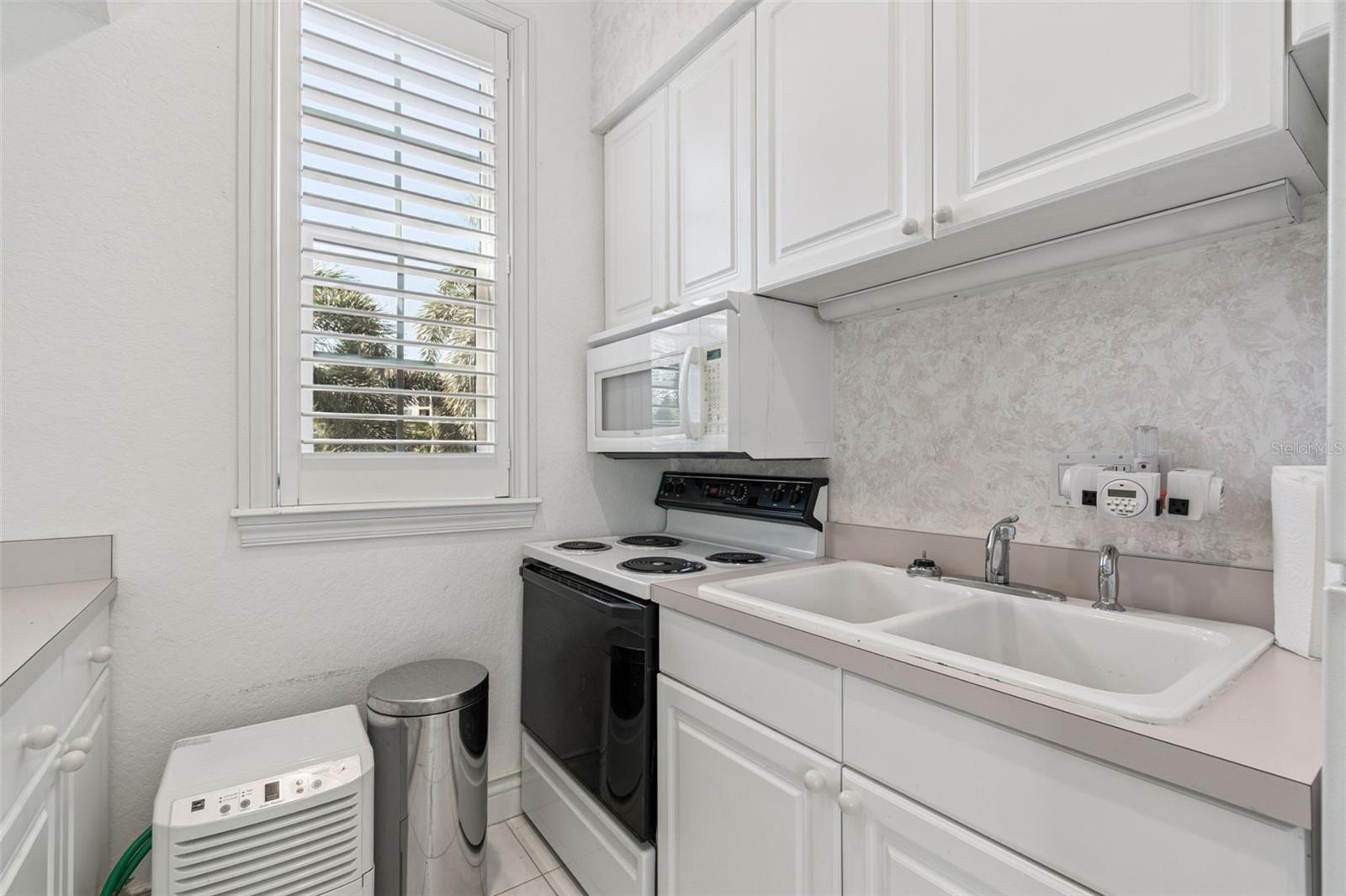 Image 73 of 98 For 4707 Skimmer Way S