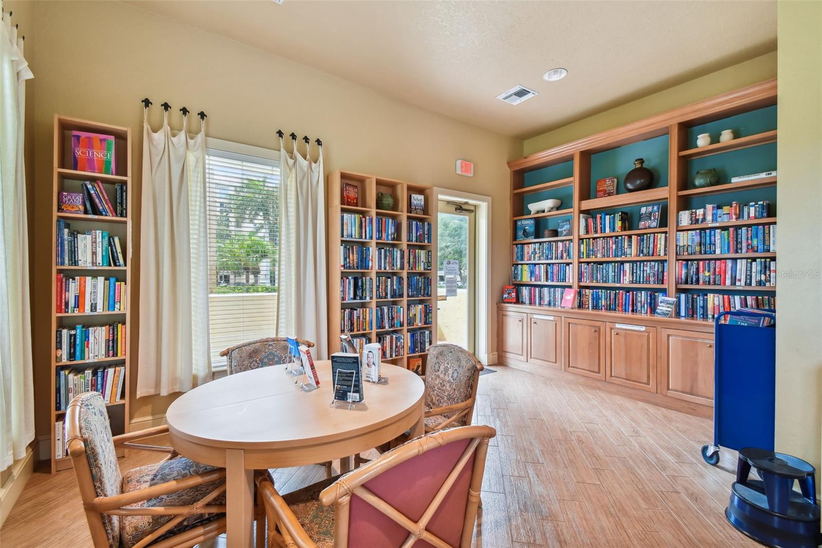 Image 92 of 98 For 4707 Skimmer Way S