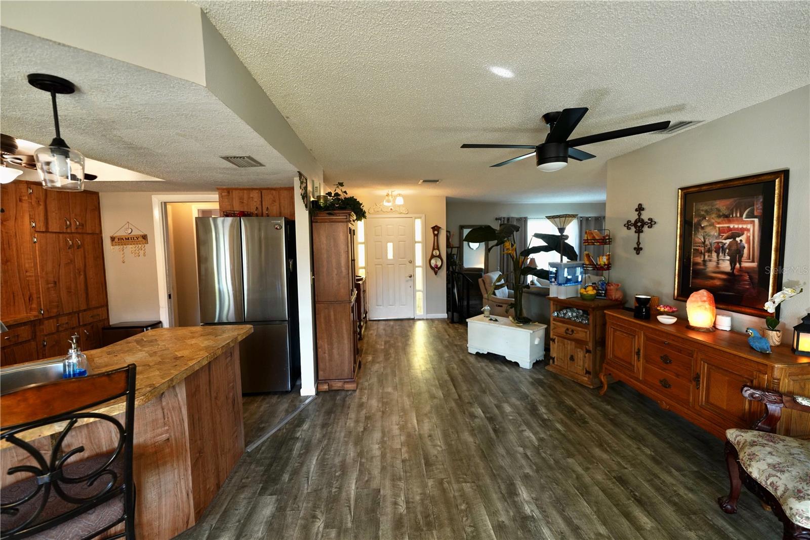 Image 8 of 21 For 9388 Vancouver Road