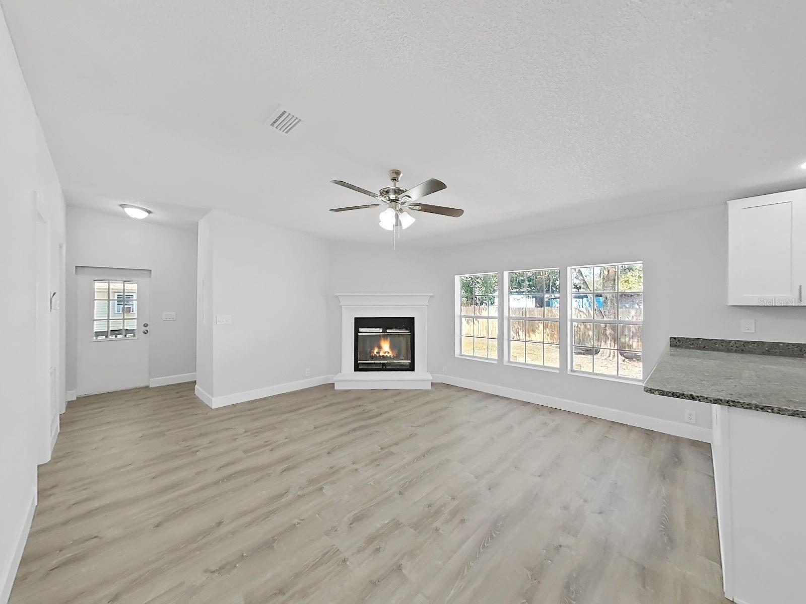 Image 17 of 48 For 10134 Bass Circle