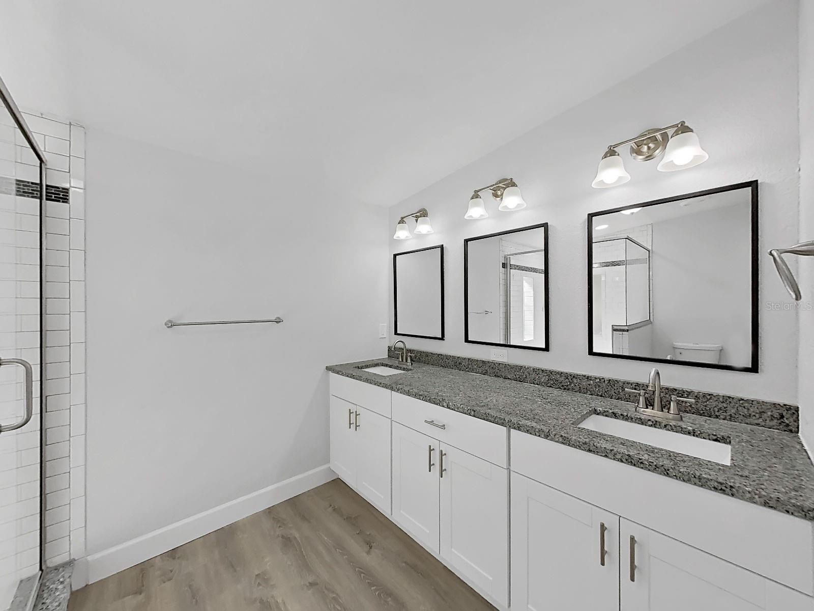 Image 24 of 48 For 10134 Bass Circle