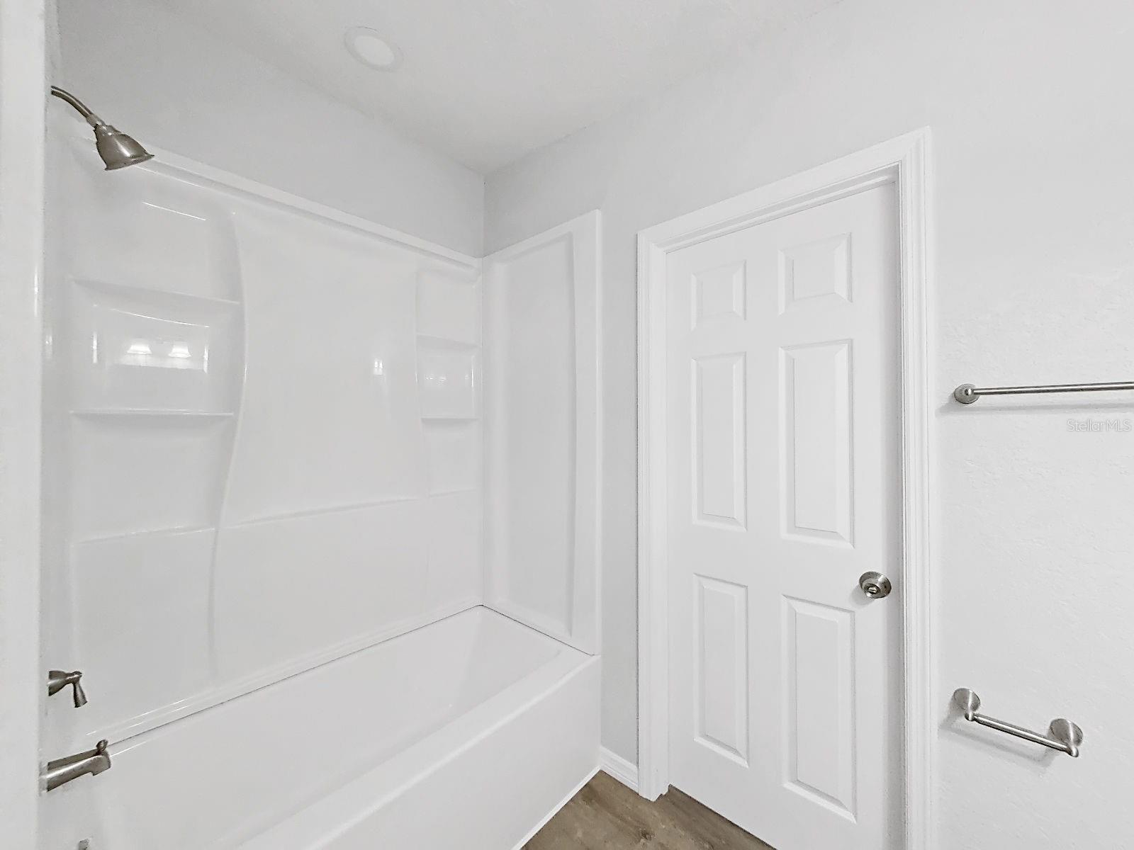 Image 34 of 48 For 10134 Bass Circle