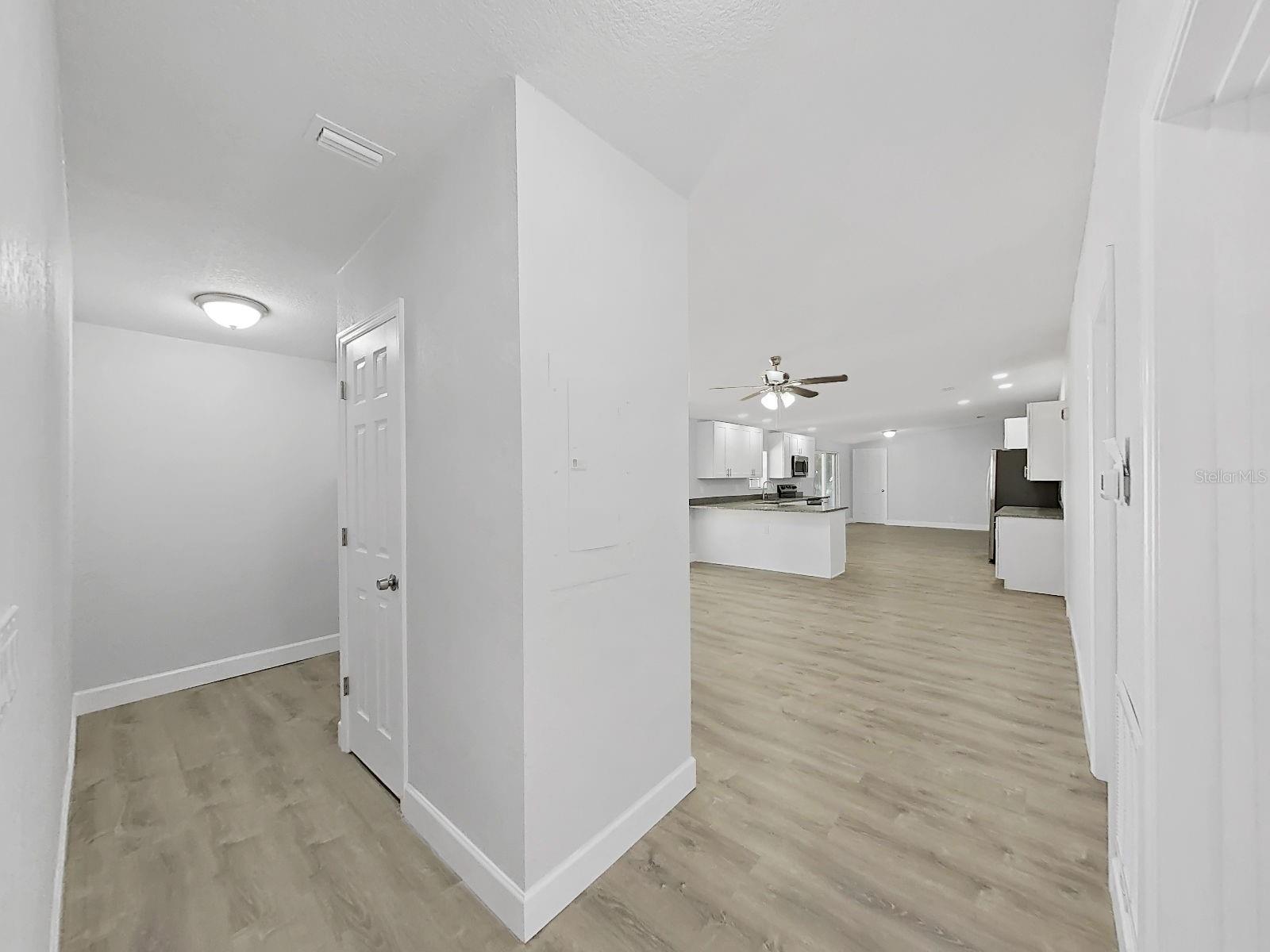 Image 35 of 48 For 10134 Bass Circle