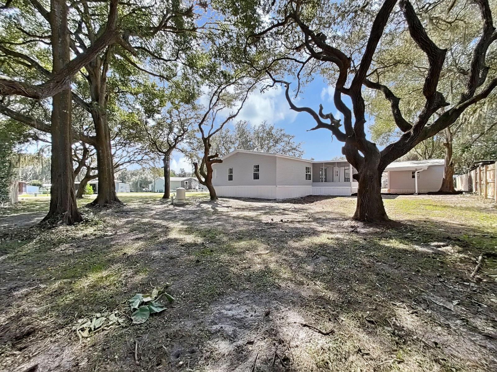 Image 43 of 48 For 10134 Bass Circle