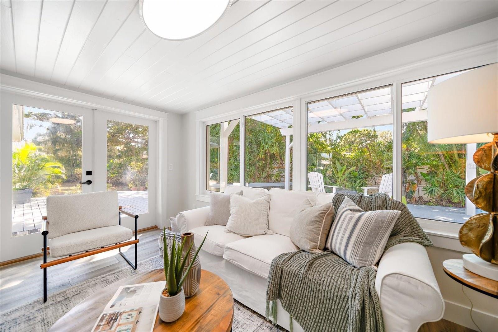 Image 15 of 48 For 503 Poinsettia Road