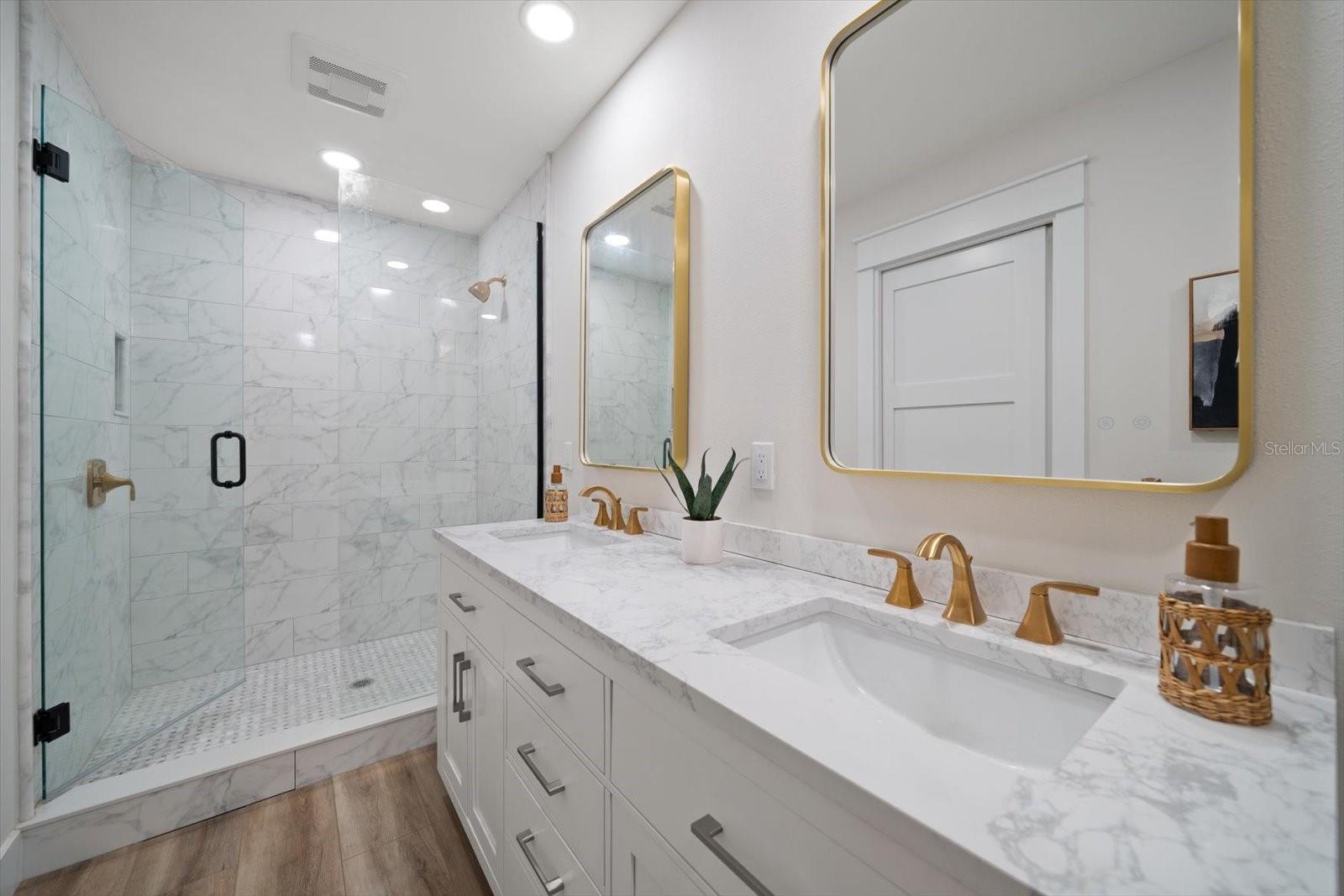 Image 27 of 48 For 503 Poinsettia Road