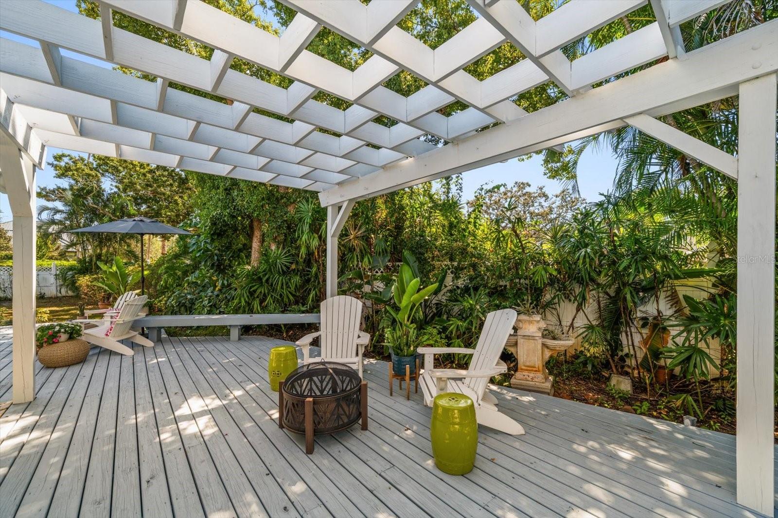 Image 42 of 48 For 503 Poinsettia Road