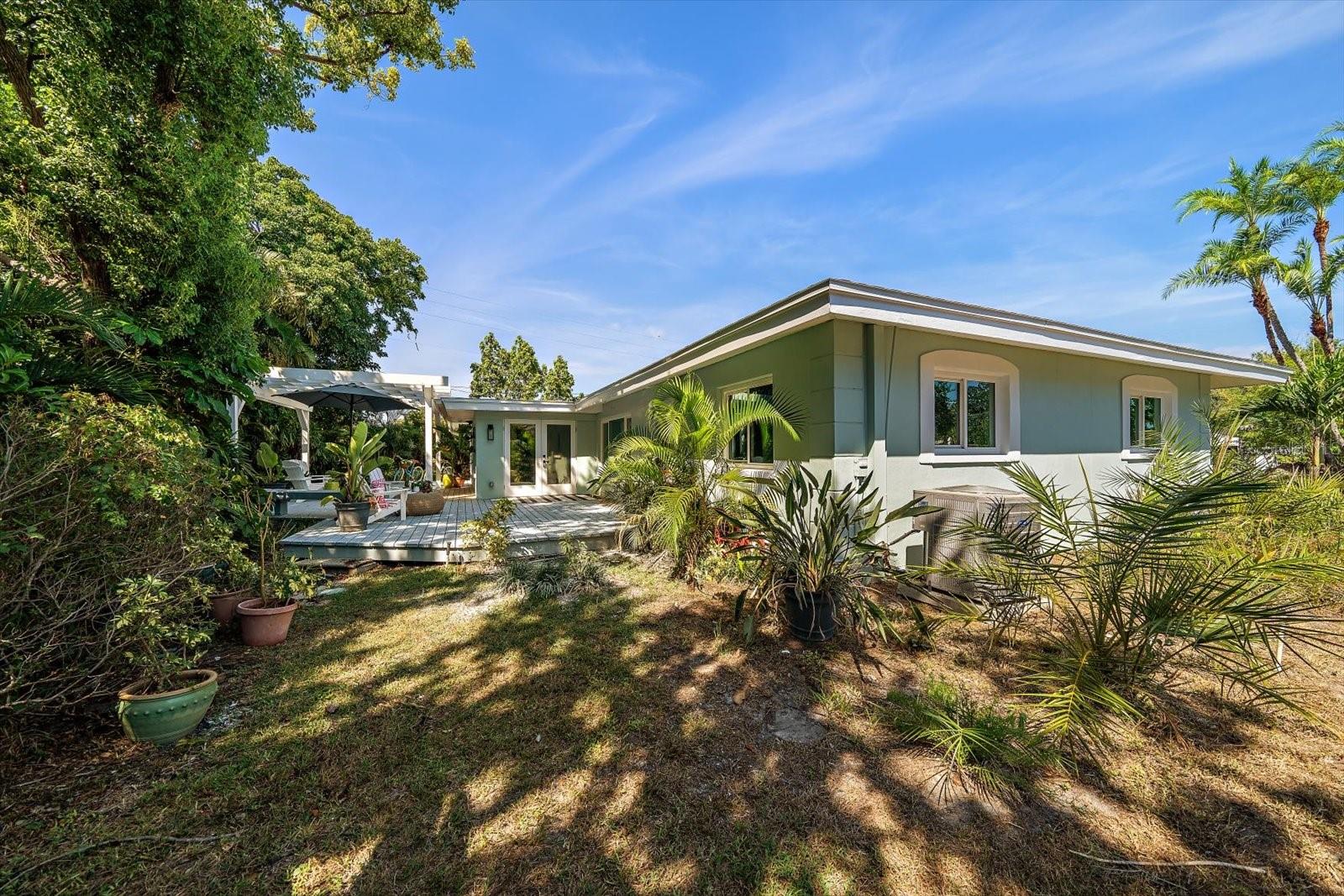 Image 47 of 48 For 503 Poinsettia Road