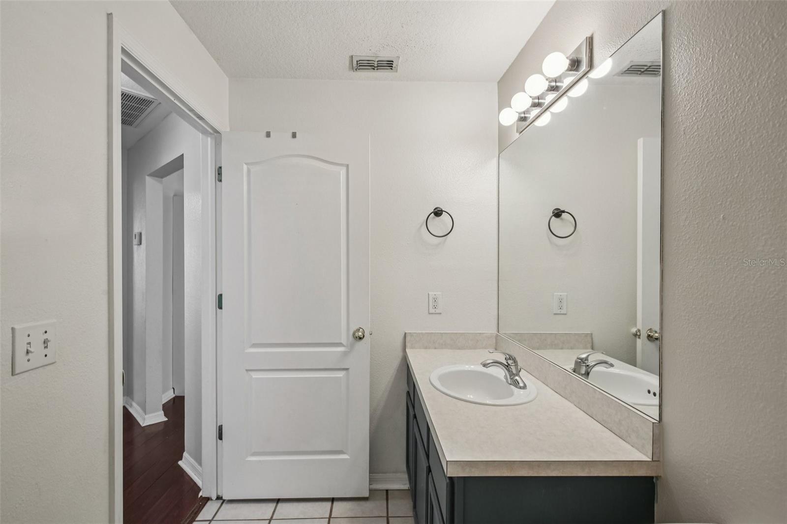 Image 26 of 70 For 7842 Citrus Blossom Drive