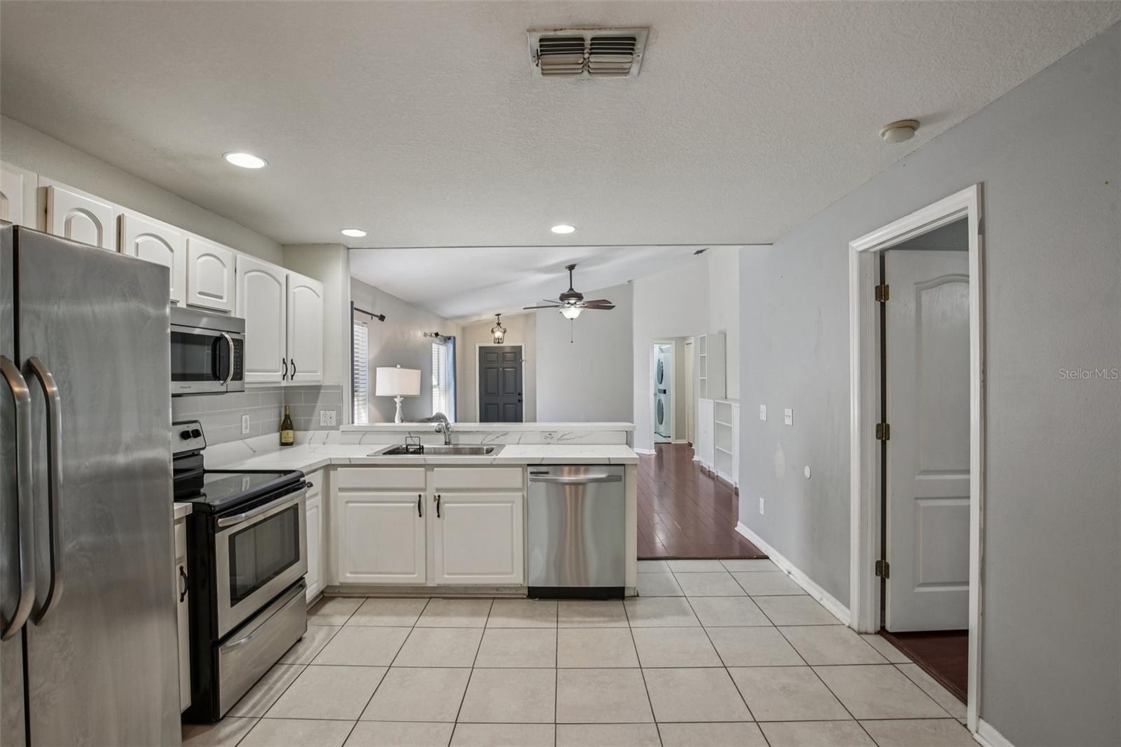 Image 9 of 70 For 7842 Citrus Blossom Drive