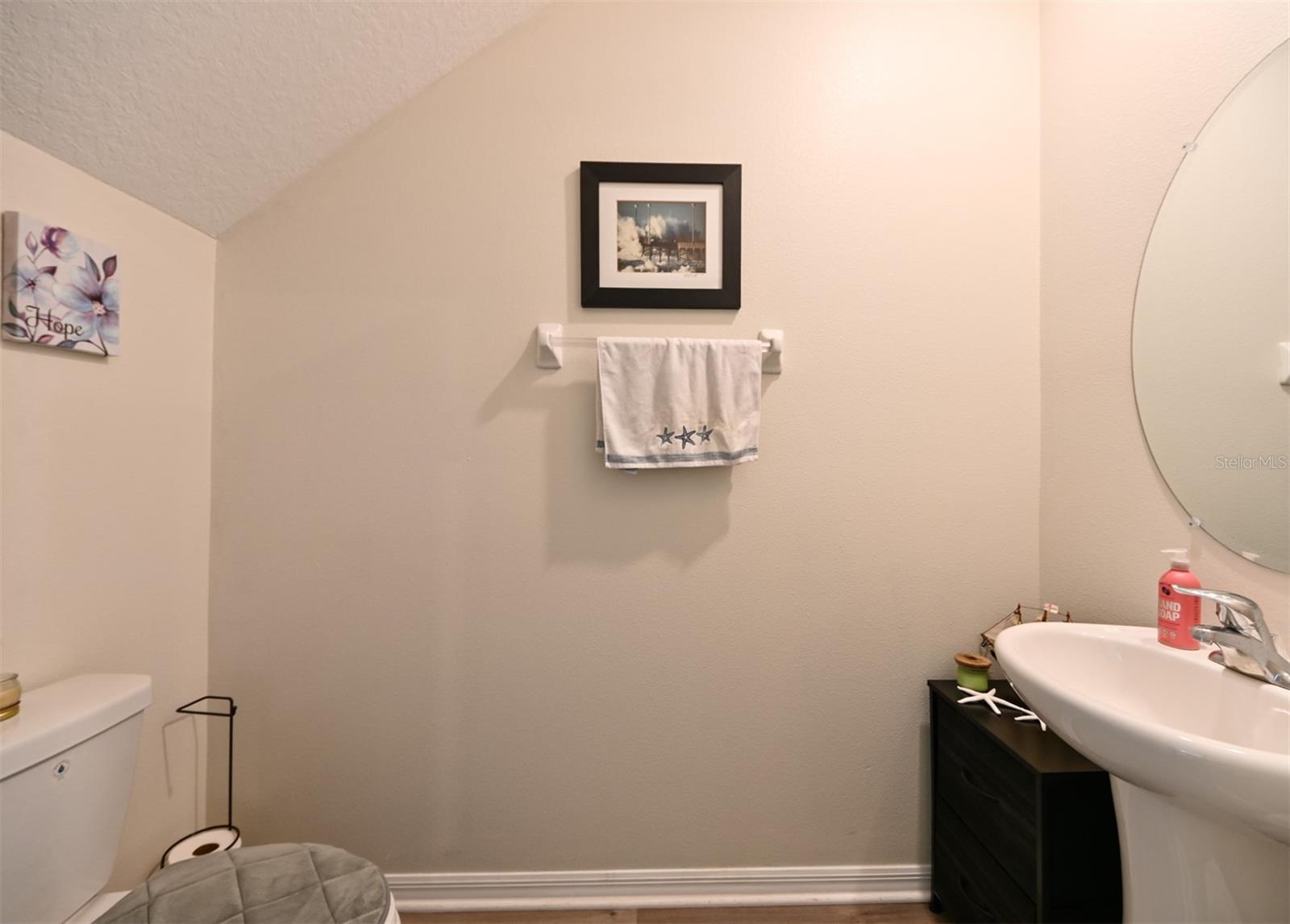 Image 10 of 43 For 736 Royal Empress Drive