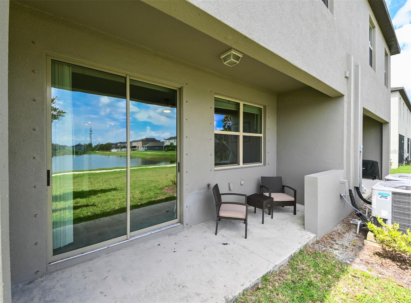 Image 26 of 43 For 736 Royal Empress Drive