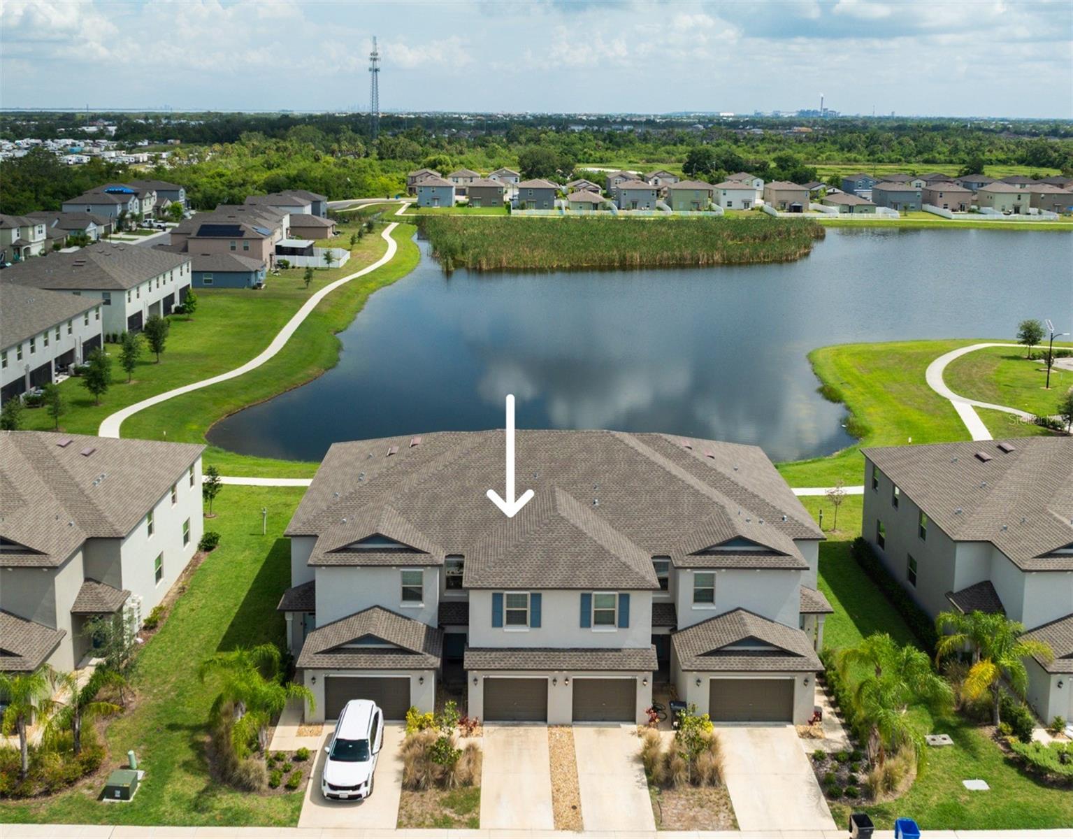 Image 30 of 43 For 736 Royal Empress Drive