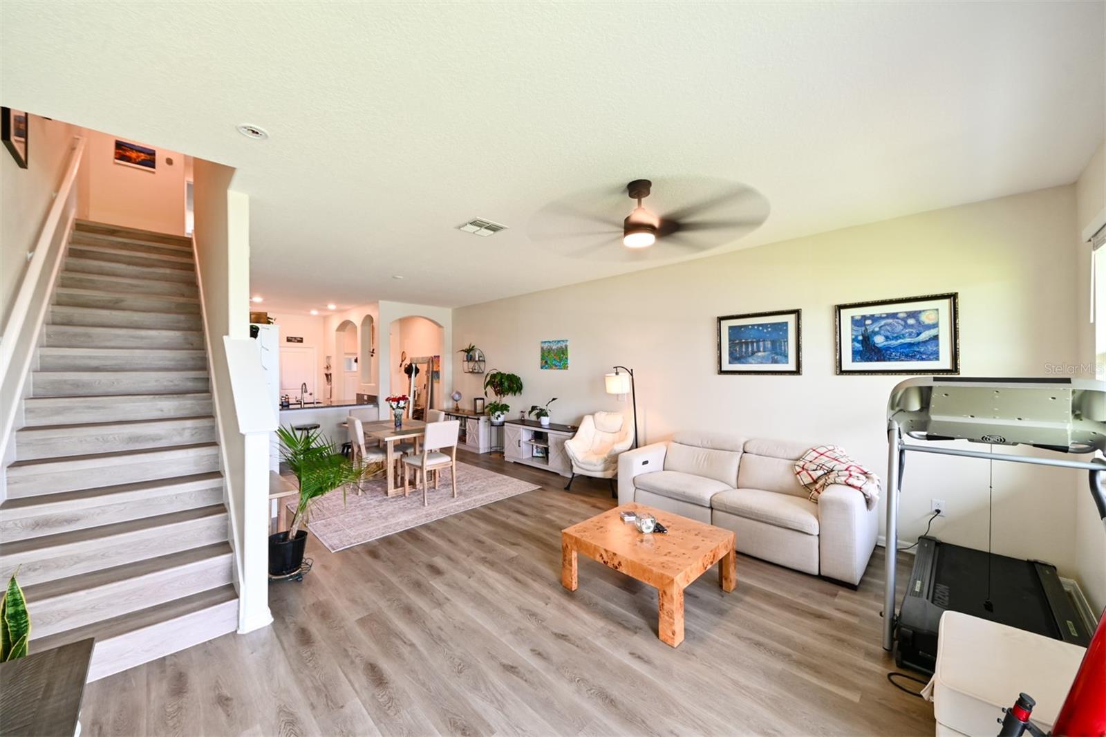 Image 8 of 43 For 736 Royal Empress Drive