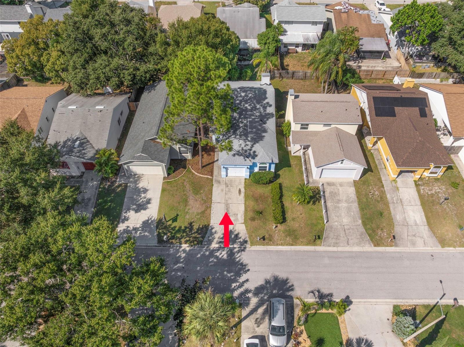 Image 36 of 39 For 656 Lake Dexter Circle