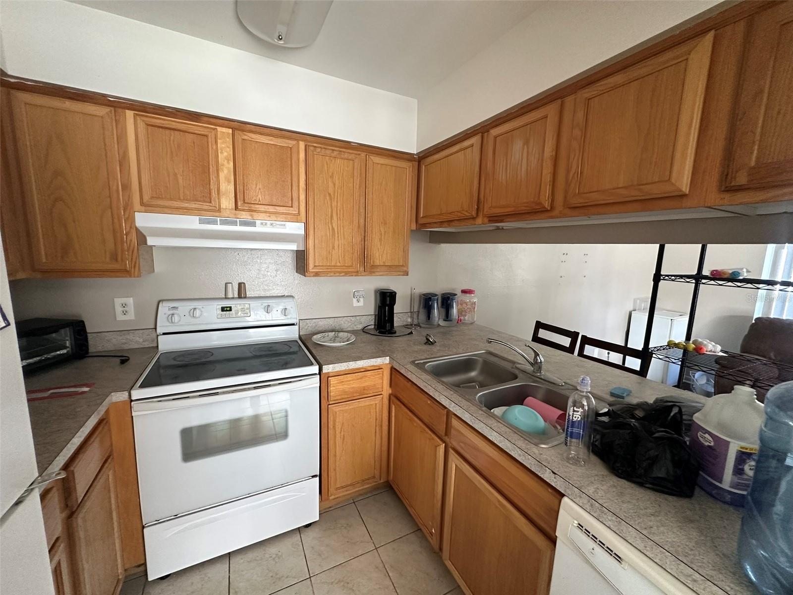 Listing photo id 8 for 5112 Sunridge Palms Drive