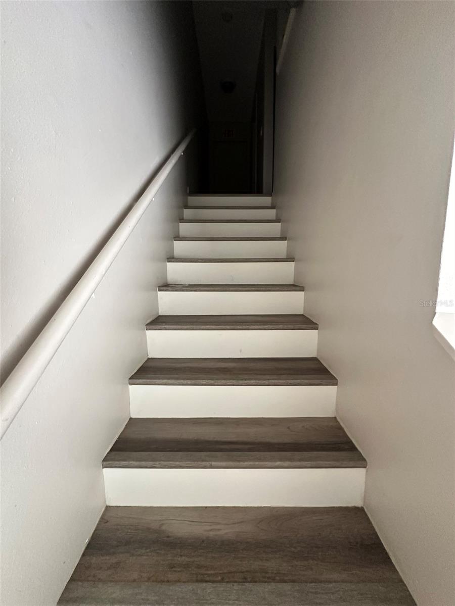 Listing photo id 9 for 5112 Sunridge Palms Drive