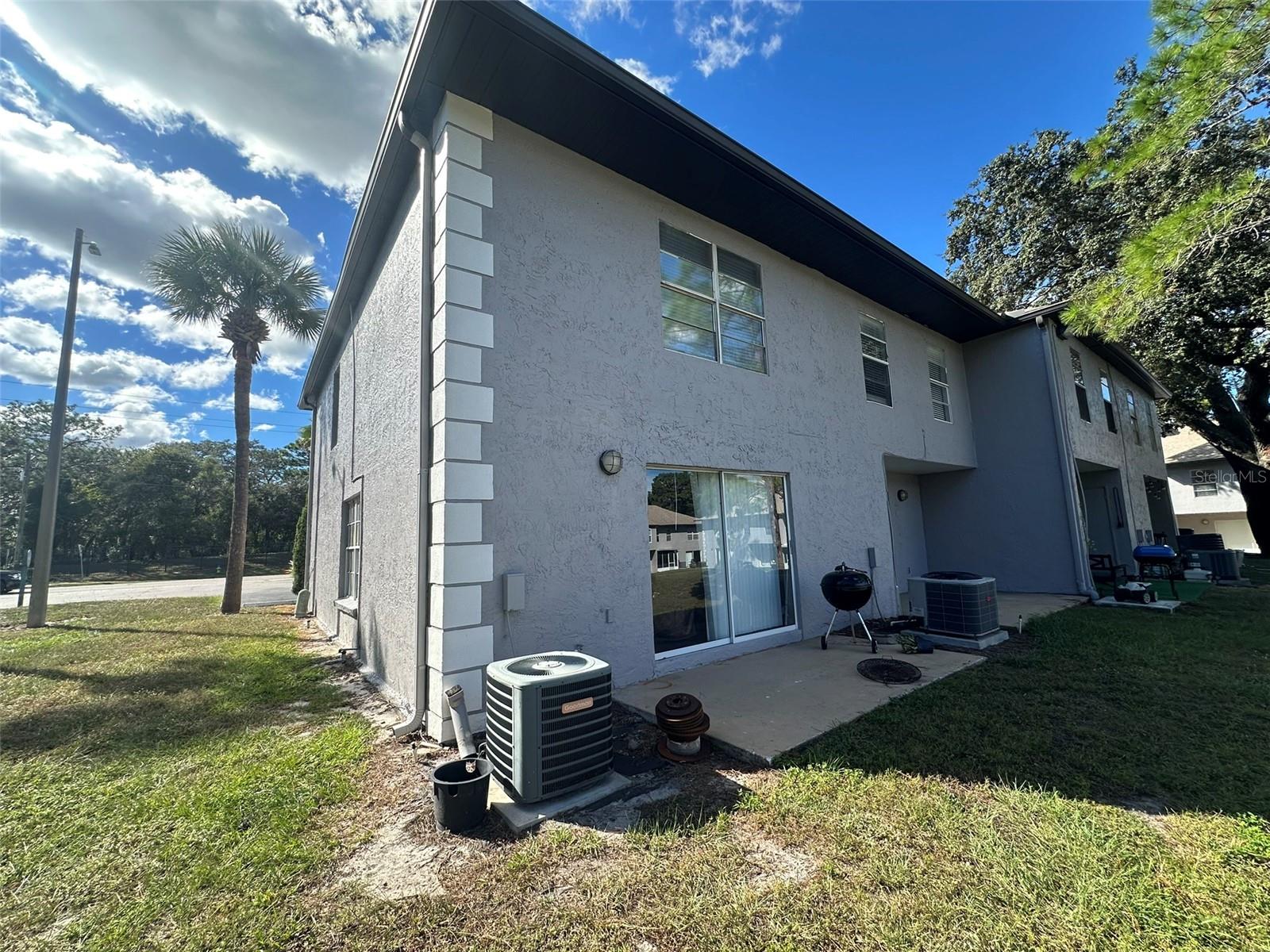 Listing photo id 19 for 5112 Sunridge Palms Drive