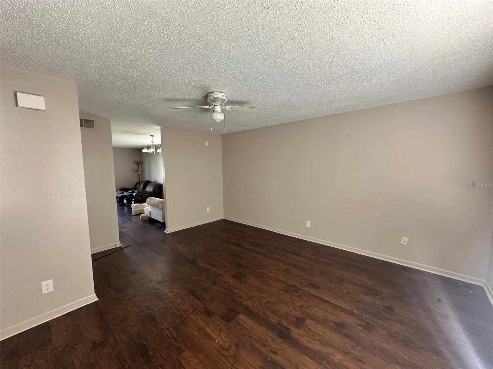 Listing photo id 4 for 5112 Sunridge Palms Drive